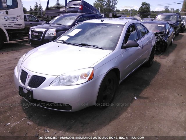 1G2ZG57B294111733 - 2009 PONTIAC G6 SILVER photo 2