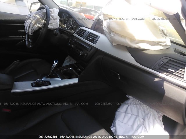 WBA3C3C5XDF982875 - 2013 BMW 320 I/XDRIVE BLACK photo 5