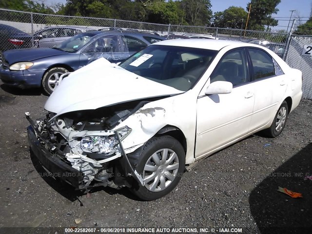 4T1BE32K26U720990 - 2006 TOYOTA CAMRY LE/XLE/SE თეთრი ფოტო 2