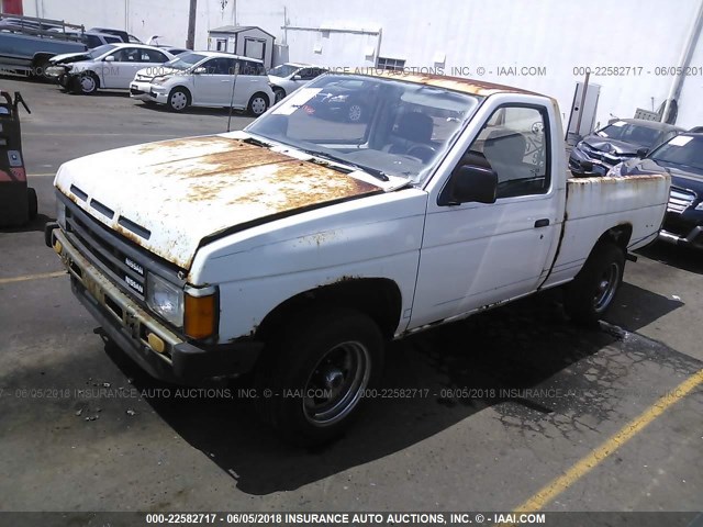 1N6ND11S2KC372728 - 1989 NISSAN D21 SHORT BED WHITE photo 2