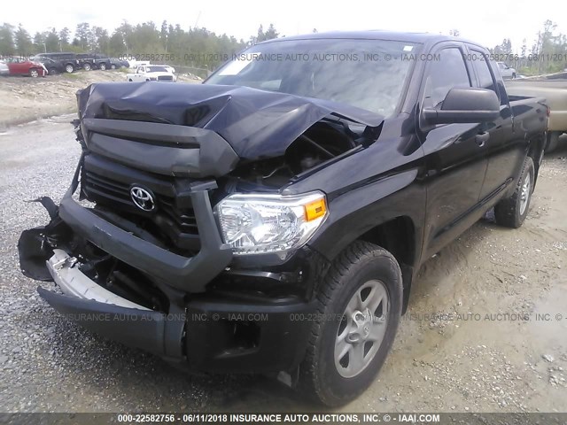 5TFRU5F18EX031035 - 2014 TOYOTA TUNDRA DOUBLE CAB SR/SR5 BLACK photo 2