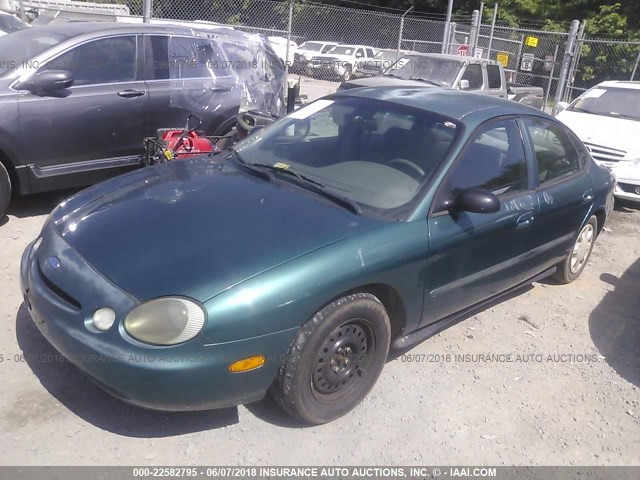 1FALP51U7VG137030 - 1997 FORD TAURUS G GREEN photo 2