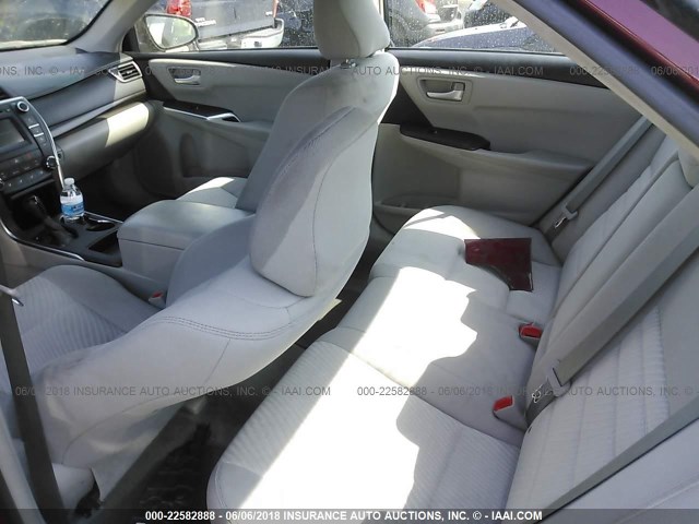 4T1BF1FK1GU528568 - 2016 TOYOTA CAMRY LE/XLE/SE/XSE მუქწითელი ფოტო 8