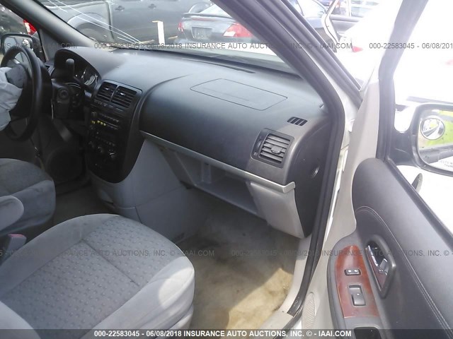 1GNDV23128D125564 - 2008 CHEVROLET UPLANDER LS WHITE photo 5