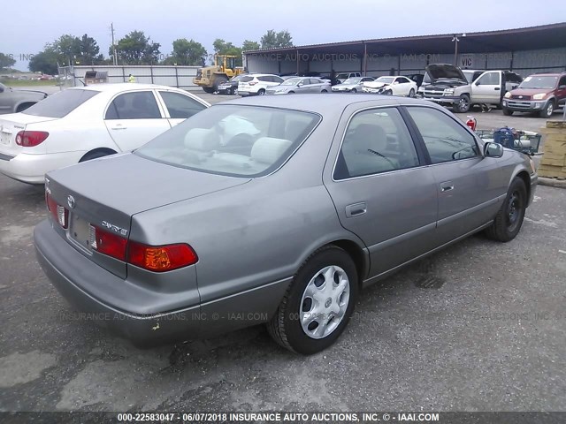 4T1BG22K11U051009 - 2001 TOYOTA CAMRY CE/LE/XLE GRAY photo 4