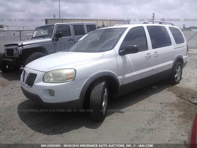 1GMDV33L86D111760 - 2006 PONTIAC MONTANA SV6 WHITE photo 2