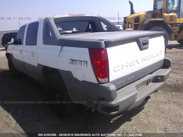 3GNEC13T82G134673 - 2002 CHEVROLET AVALANCHE C1500 WHITE photo 3