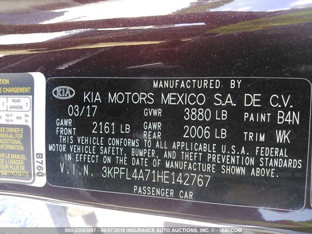 3KPFL4A71HE142767 - 2017 KIA FORTE LX/S MAROON photo 9