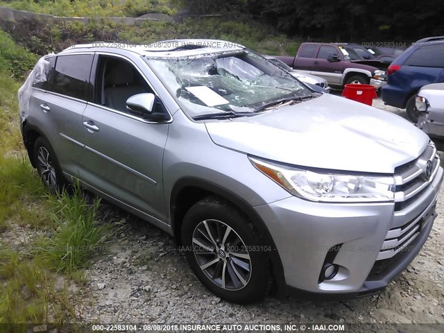 5TDJZRFH5HS438548 - 2017 TOYOTA HIGHLANDER SE/XLE SILVER photo 1