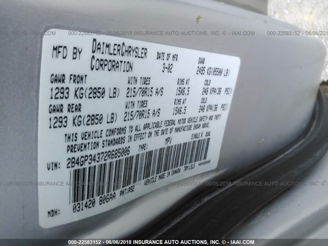 2B4GP34372R685006 - 2002 DODGE GRAND CARAVAN EL SILVER photo 9