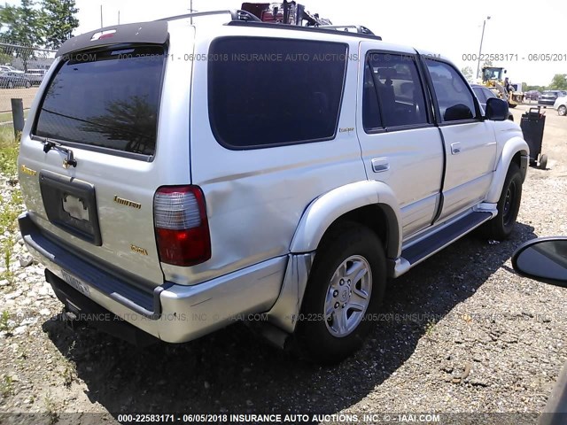 JT3GN87R9X0100986 - 1999 TOYOTA 4RUNNER LIMITED SILVER photo 4