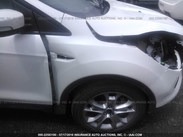 1FMCU9J9XFUB61990 - 2015 FORD ESCAPE TITANIUM WHITE photo 6