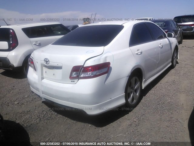4T1BF3EK2AU554651 - 2010 TOYOTA CAMRY SE/LE/XLE WHITE photo 4
