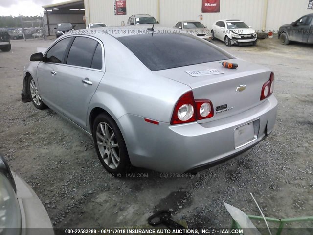1G1ZE5EB7AF117629 - 2010 CHEVROLET MALIBU LTZ 银色 照片 3