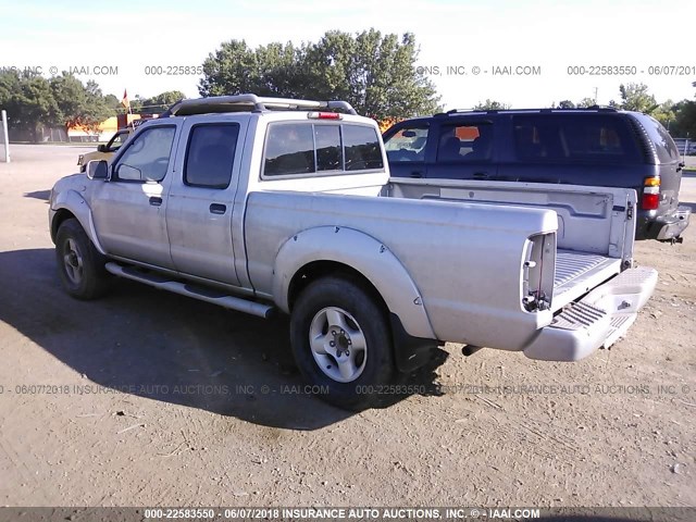 1N6ED29Y92C349672 - 2002 NISSAN FRONTIER CREW CAB XE/CREW CAB SE SILVER photo 3