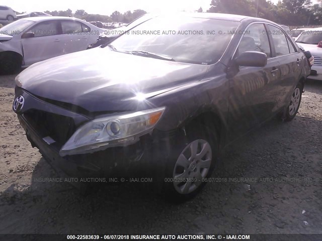 4T1BF3EK1BU693087 - 2011 TOYOTA CAMRY SE/LE/XLE GRAY photo 2