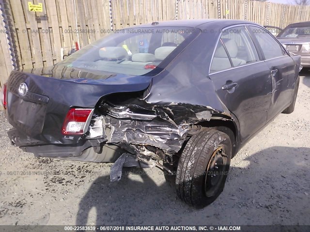 4T1BF3EK1BU693087 - 2011 TOYOTA CAMRY SE/LE/XLE GRAY photo 4