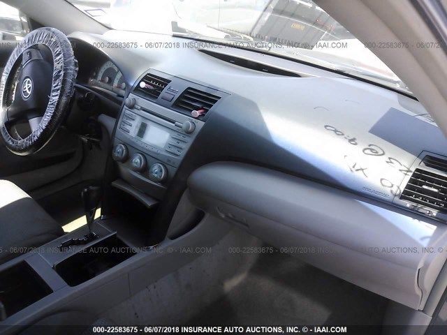 4T1BE46K38U244252 - 2008 TOYOTA CAMRY CE/LE/XLE/SE GRAY photo 5