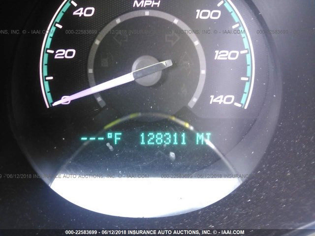 1G1ZC5EU6CF332624 - 2012 CHEVROLET MALIBU 1LT SILVER photo 7