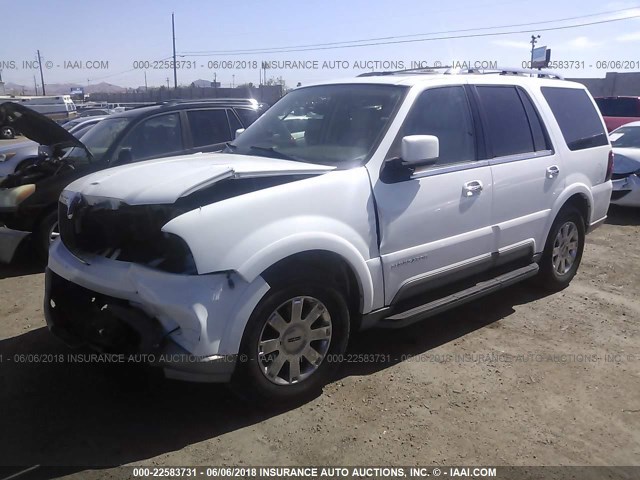 5LMFU28R64LJ14403 - 2004 LINCOLN NAVIGATOR თეთრი ფოტო 2