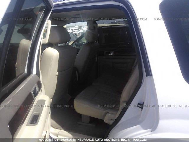 5LMFU28R64LJ14403 - 2004 LINCOLN NAVIGATOR თეთრი ფოტო 8