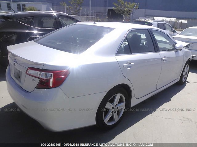4T1BF1FK7CU505600 - 2012 TOYOTA CAMRY SE/LE/XLE SILVER photo 4