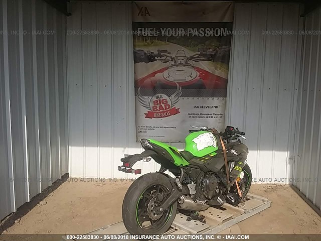 JKAEXEK17JDA12142 - 2018 KAWASAKI EX650 F GREEN photo 4