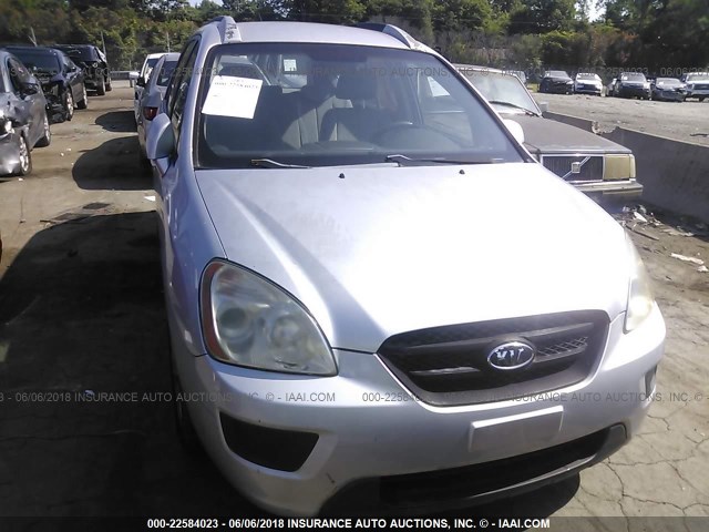 KNAFG525977078397 - 2007 KIA RONDO LX/EX SILVER photo 6