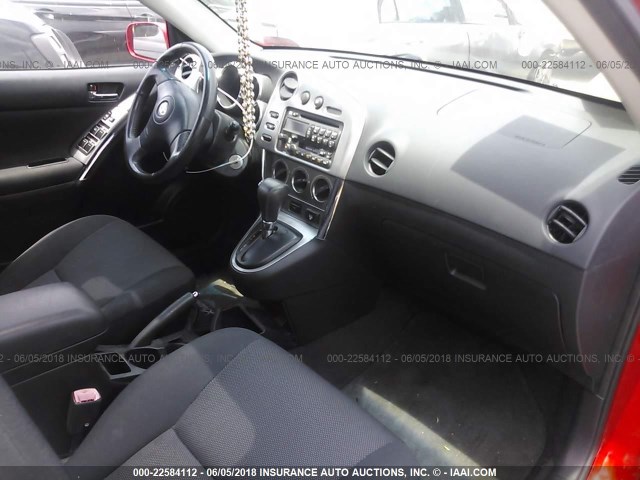 2T1KR32E14C218341 - 2004 TOYOTA COROLLA MATRIX XR RED photo 5