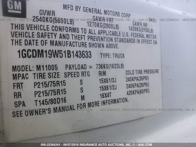 1GTDM19W4YB538963 - 2000 GMC SAFARI XT WHITE photo 9