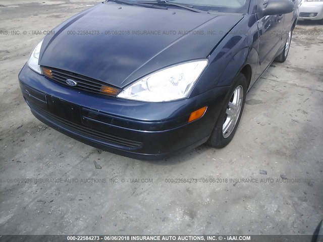 1FAFP34P32W183799 - 2002 FORD FOCUS SE/SE COMFORT BLUE photo 6