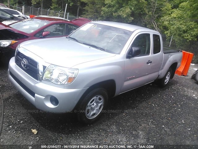 5TFTX4CN6BX006452 - 2011 TOYOTA TACOMA ACCESS CAB Silber Foto 2