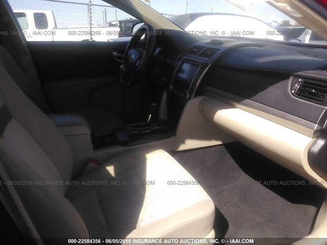 4T1BF1FK1DU663223 - 2013 TOYOTA CAMRY L/SE/LE/XLE 红色 照片 5
