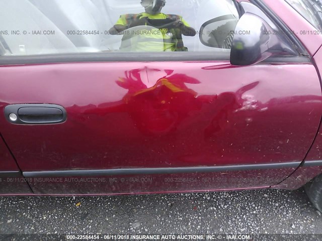 2T1BR12E2YC372633 - 2000 TOYOTA COROLLA VE/CE/LE 勃艮第红 照片 6