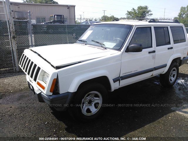 1J4FF68S8XL652093 - 1999 JEEP CHEROKEE SPORT/CLASSIC WHITE photo 2