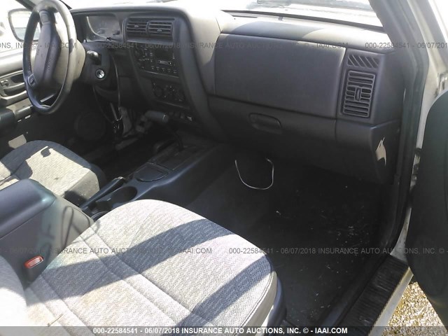 1J4FF68S8XL652093 - 1999 JEEP CHEROKEE SPORT/CLASSIC თეთრი ფოტო 5