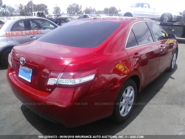 4T1BF3EK3BU659345 - 2011 TOYOTA CAMRY SE/LE/XLE 红色 照片 4
