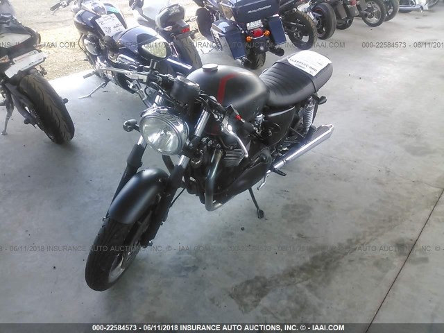 SMT900K17ET653168 - 2014 TRIUMPH MOTORCYCLE BONNEVILLE BLACK photo 2