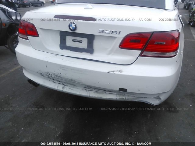 WBAWR33508P153695 - 2008 BMW 328 I SULEV WHITE photo 6