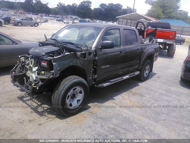 5TEJU4GN5AZ711888 - 2010 TOYOTA TACOMA DOUBLE CAB PRERUNNER GOLD photo 2