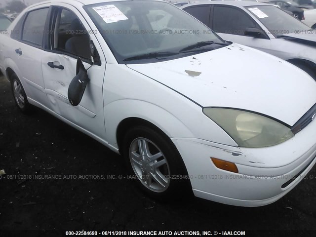 1FAFP38Z04W167946 - 2004 FORD FOCUS ZTS WHITE photo 6