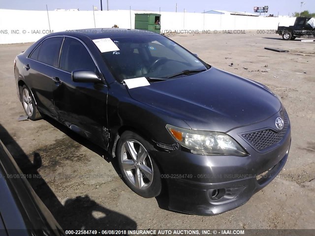 4T1BF3EK3BU156625 - 2011 TOYOTA CAMRY SE/LE/XLE GRAY photo 1