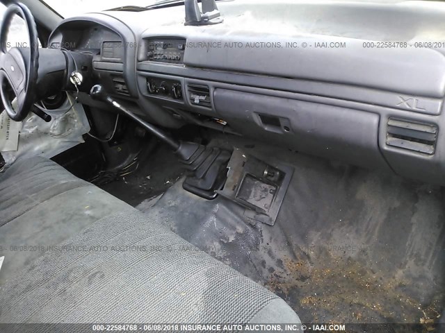 1FTDF15YXPNA81042 - 1993 FORD F150 RED photo 5