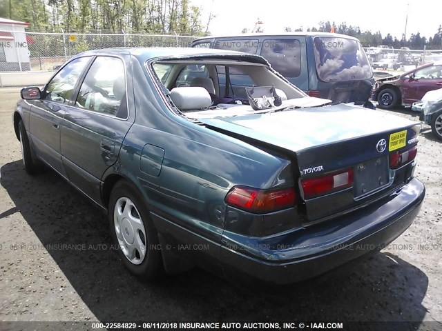 JT2BF22K0W0122120 - 1998 TOYOTA CAMRY CE/LE/XLE GREEN photo 3
