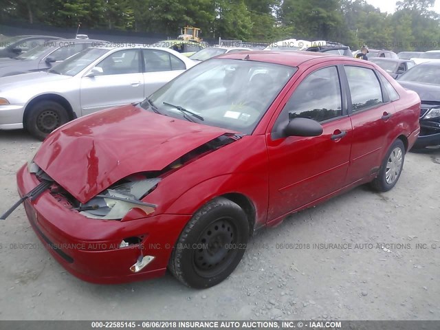 1FAFP34384W111187 - 2004 FORD FOCUS SE COMFORT/SE SPORT RED photo 2