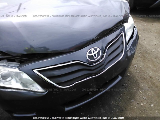 4T1BF3EK5AU050370 - 2010 TOYOTA CAMRY SE/LE/XLE GRAY photo 6