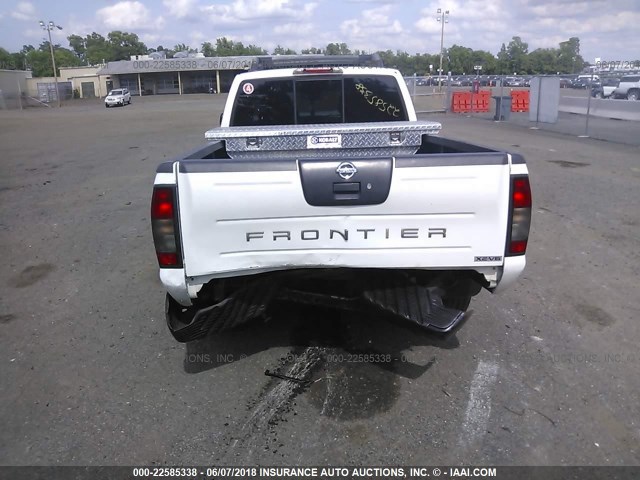 1N6ED29Y34C434560 - 2004 NISSAN FRONTIER CREW CAB XE V6 WHITE photo 6