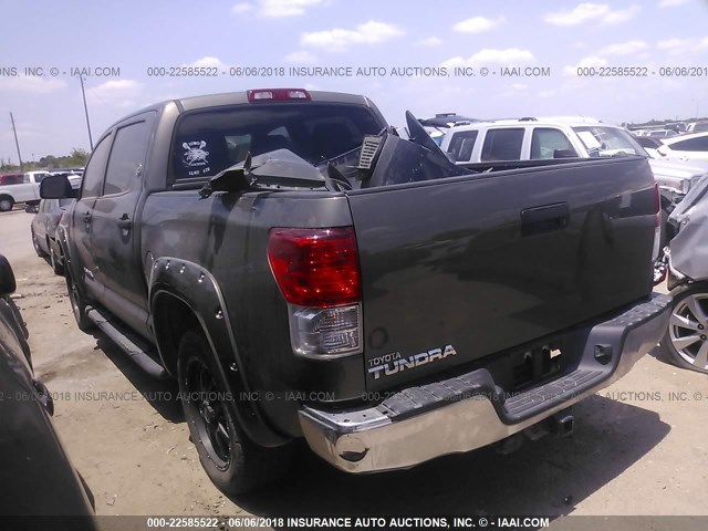 5TFEM5F18CX051412 - 2012 TOYOTA TUNDRA CREWMAX SR5 TAN photo 3