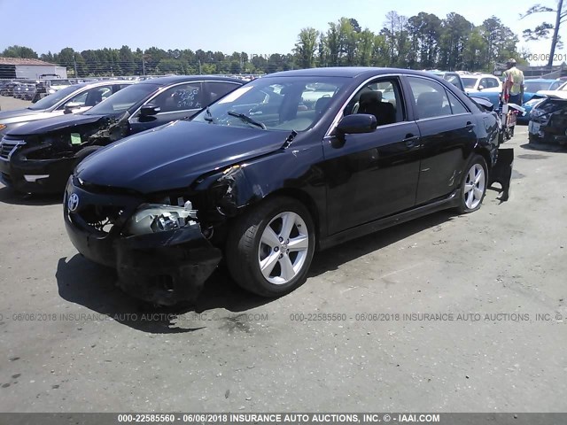 4T1BF3EK5BU210359 - 2011 TOYOTA CAMRY SE/LE/XLE შავი ფოტო 2