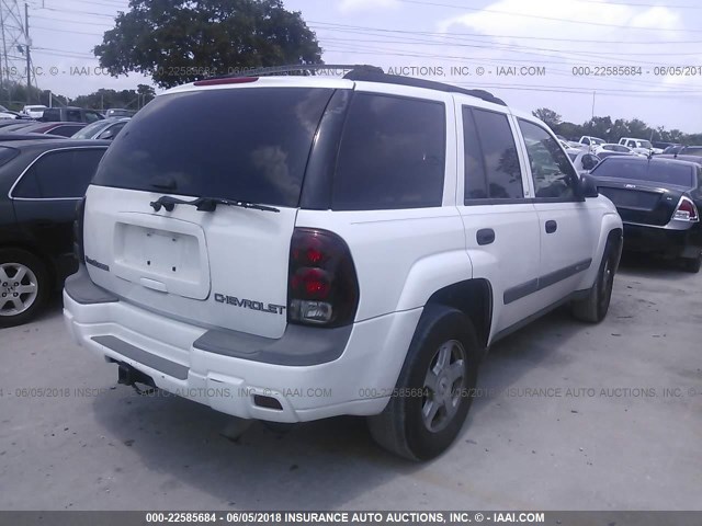 1GNDS13S032402938 - 2003 CHEVROLET TRAILBLAZER  WHITE photo 4